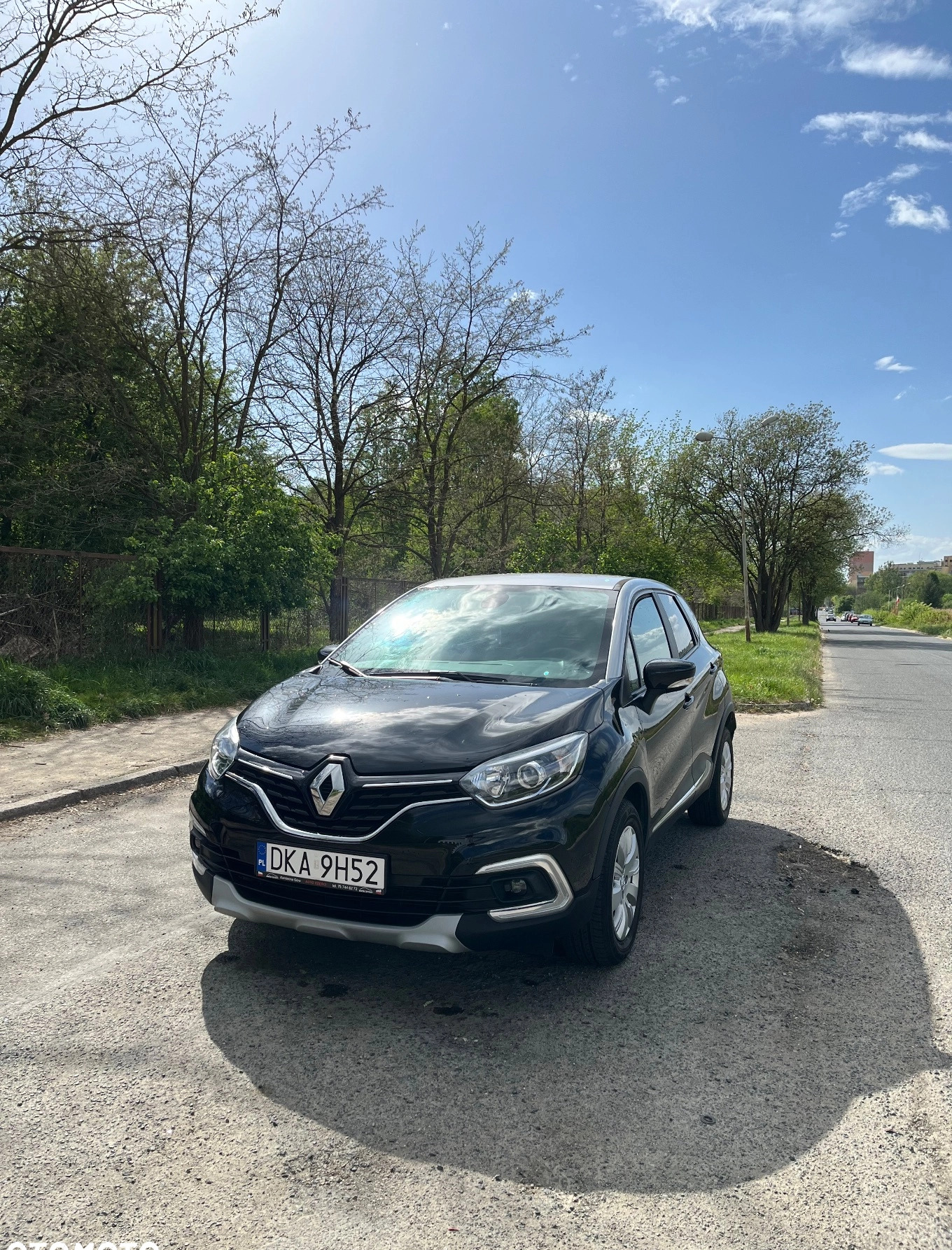 Renault Captur cena 52900 przebieg: 63000, rok produkcji 2017 z Chorzów małe 92